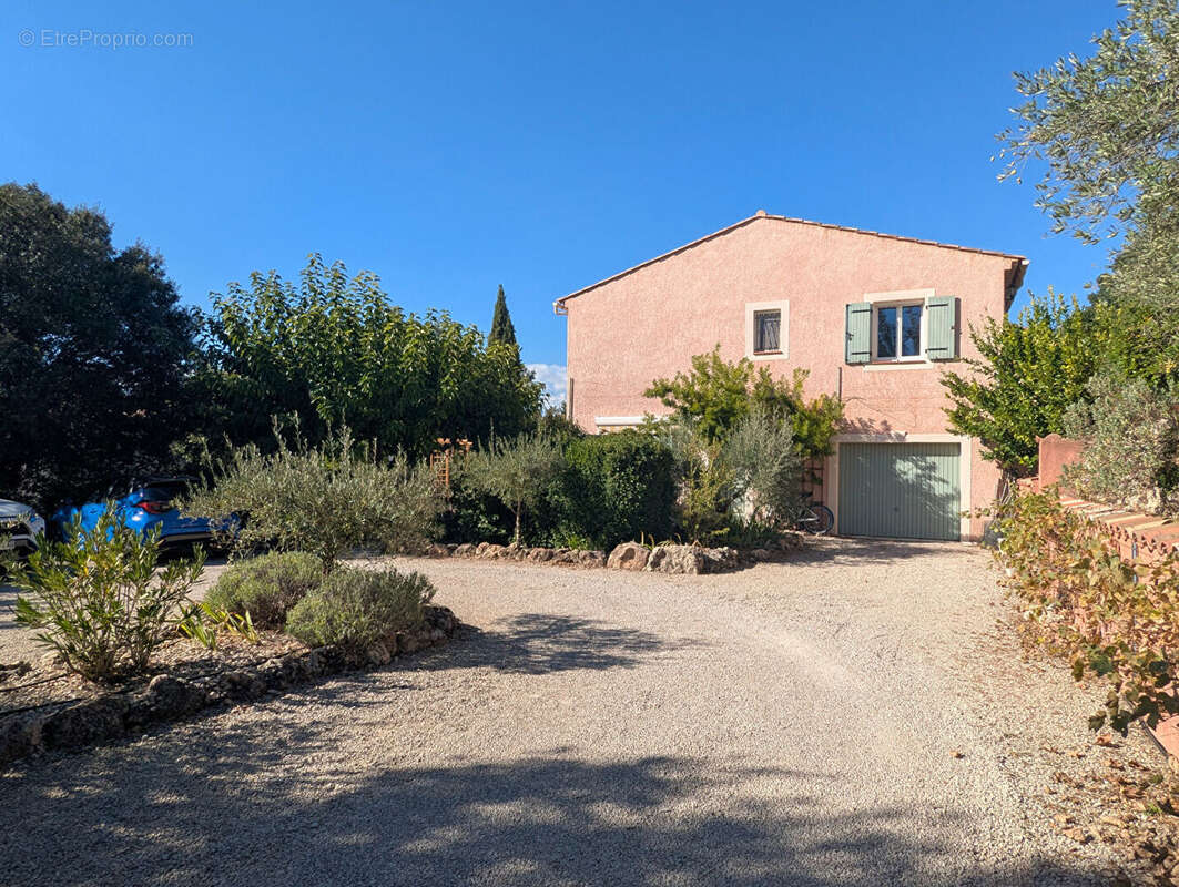 Maison à SALERNES