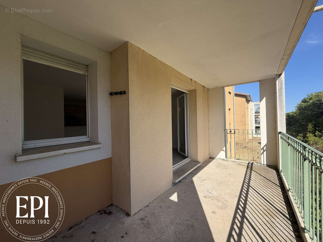 Un balcon comme pièce de vie supplémentaire   T2 lumineux et chaleureux - photo 13