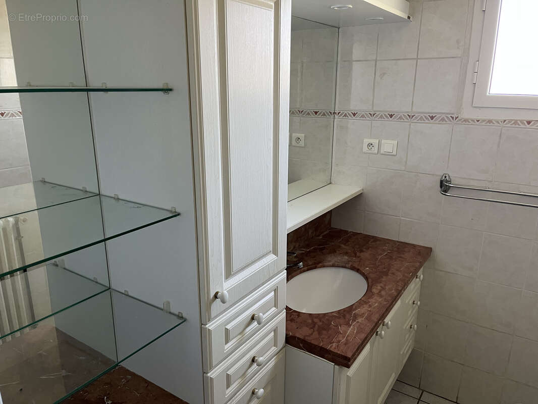 Maison à ANGLARDS-DE-SALERS