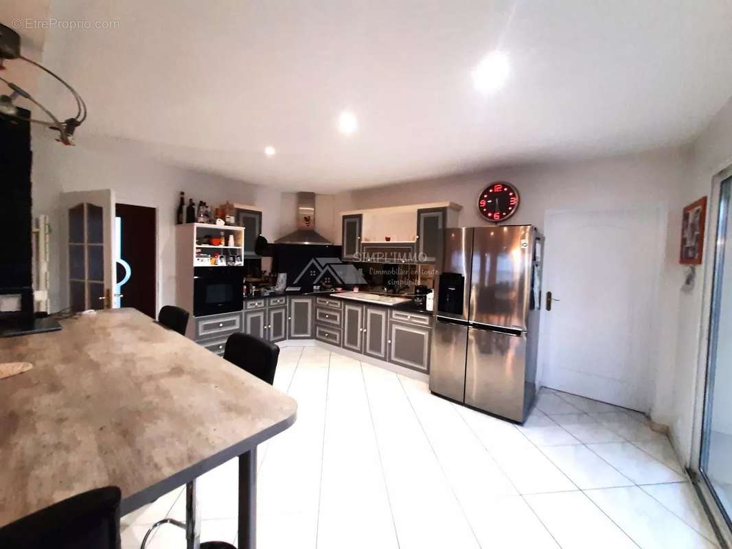 Maison à SAINT-SULPICE-DE-ROYAN