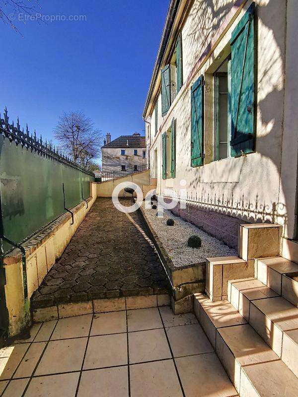 Appartement à CHAUMONT