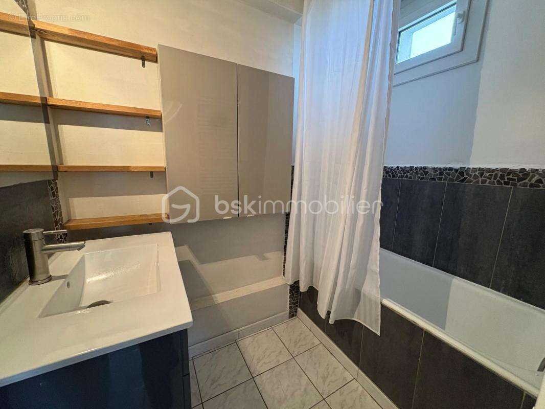 Appartement à NOZAY