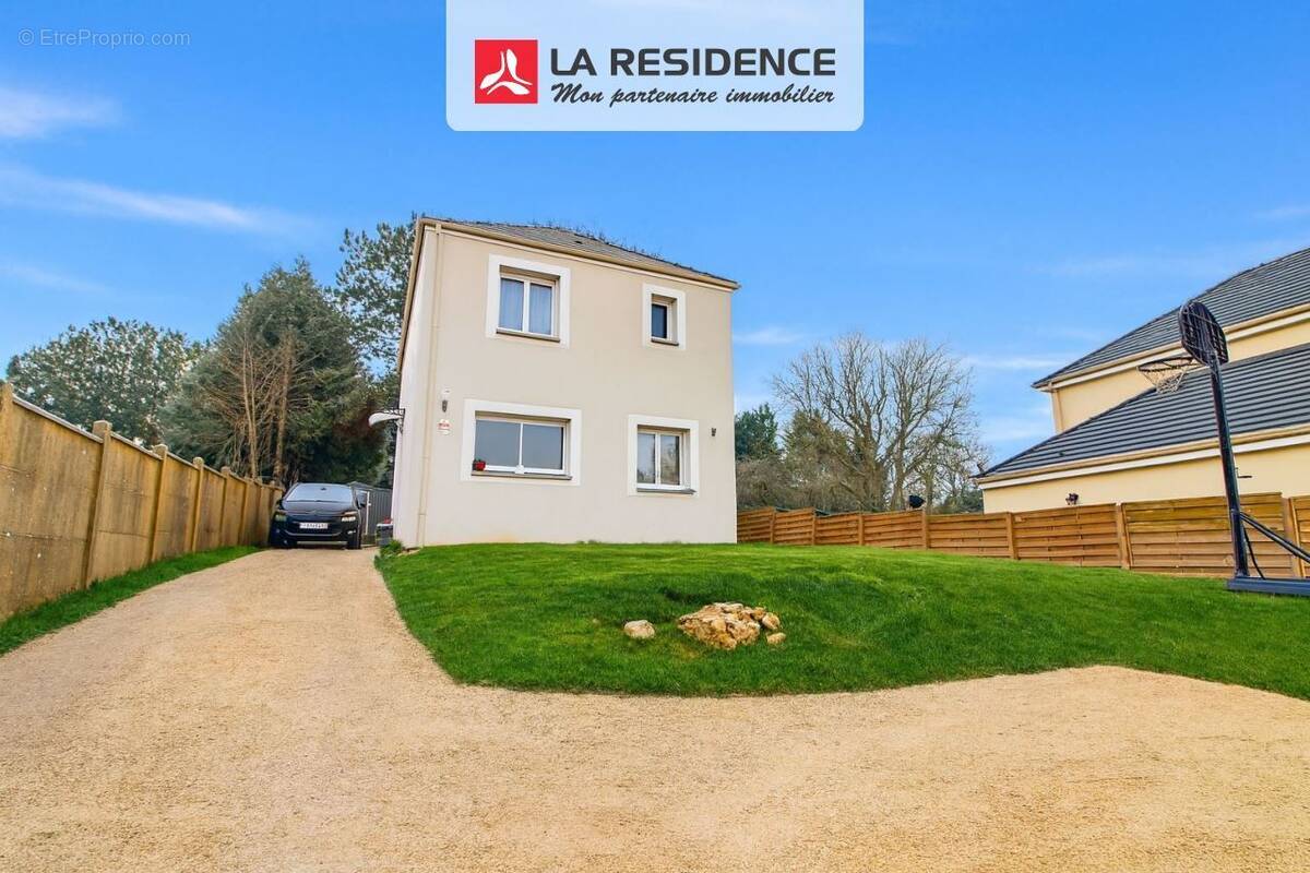 Maison à BONNIERES-SUR-SEINE