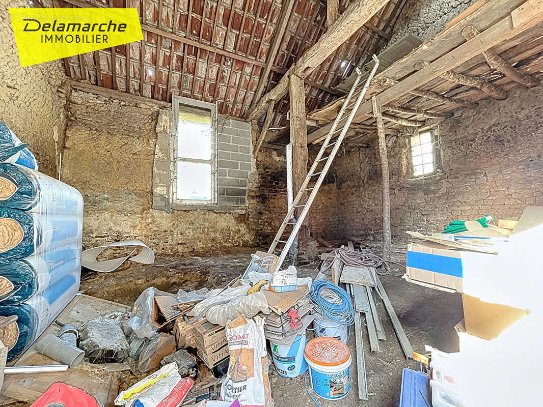 Maison à LA HAYE-PESNEL