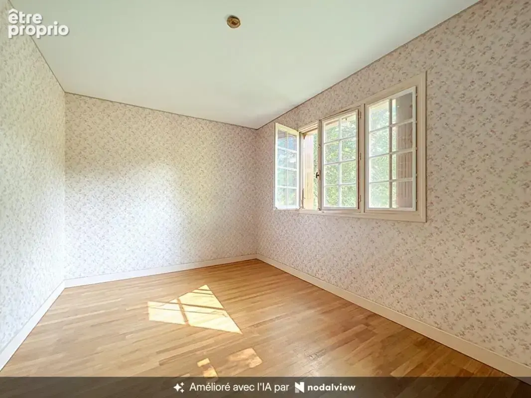 ORCINES (63870) - Maison individuelle de 112 m² habitables (185 m² utiles) sur terrain de 996 m² - photo 6