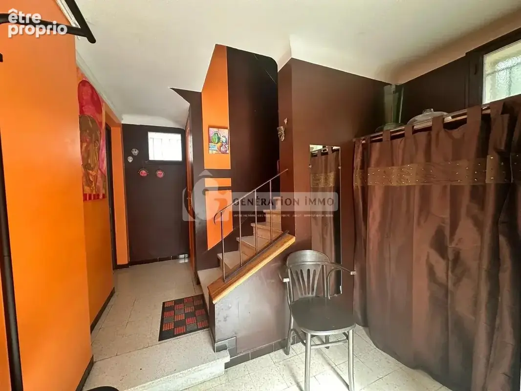 Arles - Maison ou 2 appartements - photo 11