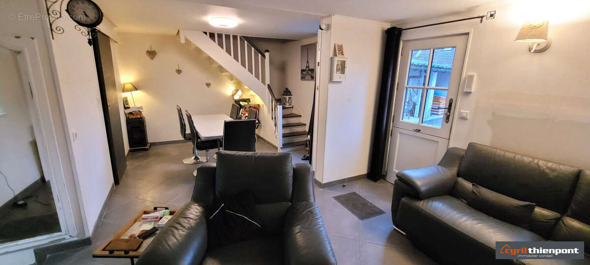 Maison à MAREUIL-CAUBERT