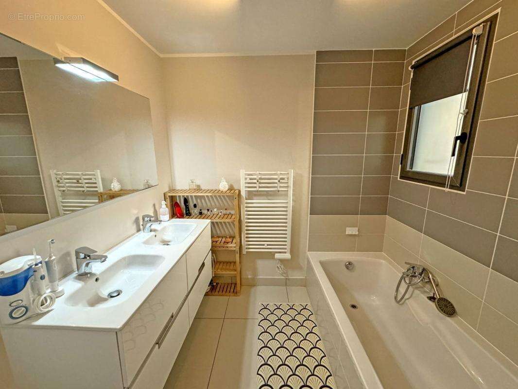 Propriété de Prestige à Vendre à Nice sur la Colline de Crémat - photo 10