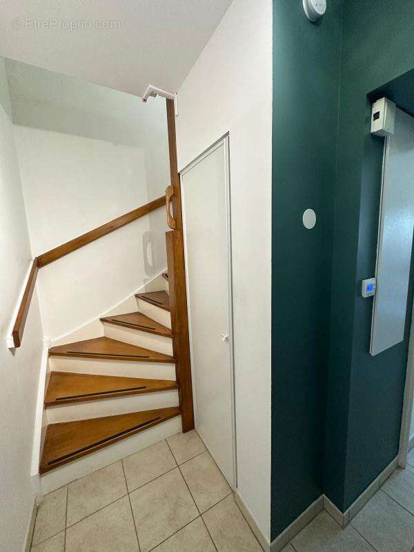 Appartement à SIX-FOURS-LES-PLAGES