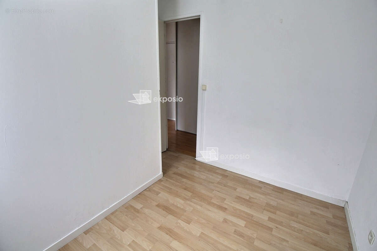 Appartement à SURESNES