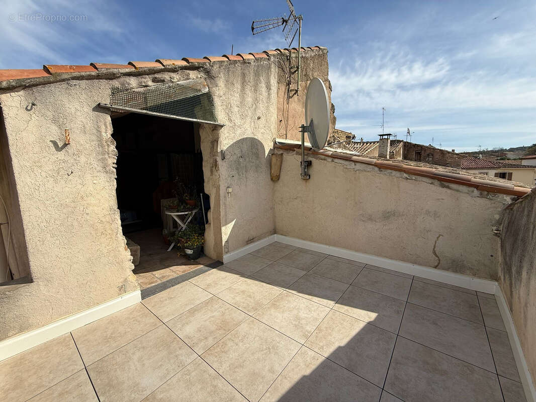 Maison à MONTAGNAC
