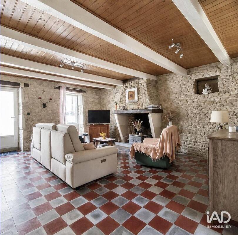 Photo 1 - Maison à AIGREFEUILLE-D'AUNIS