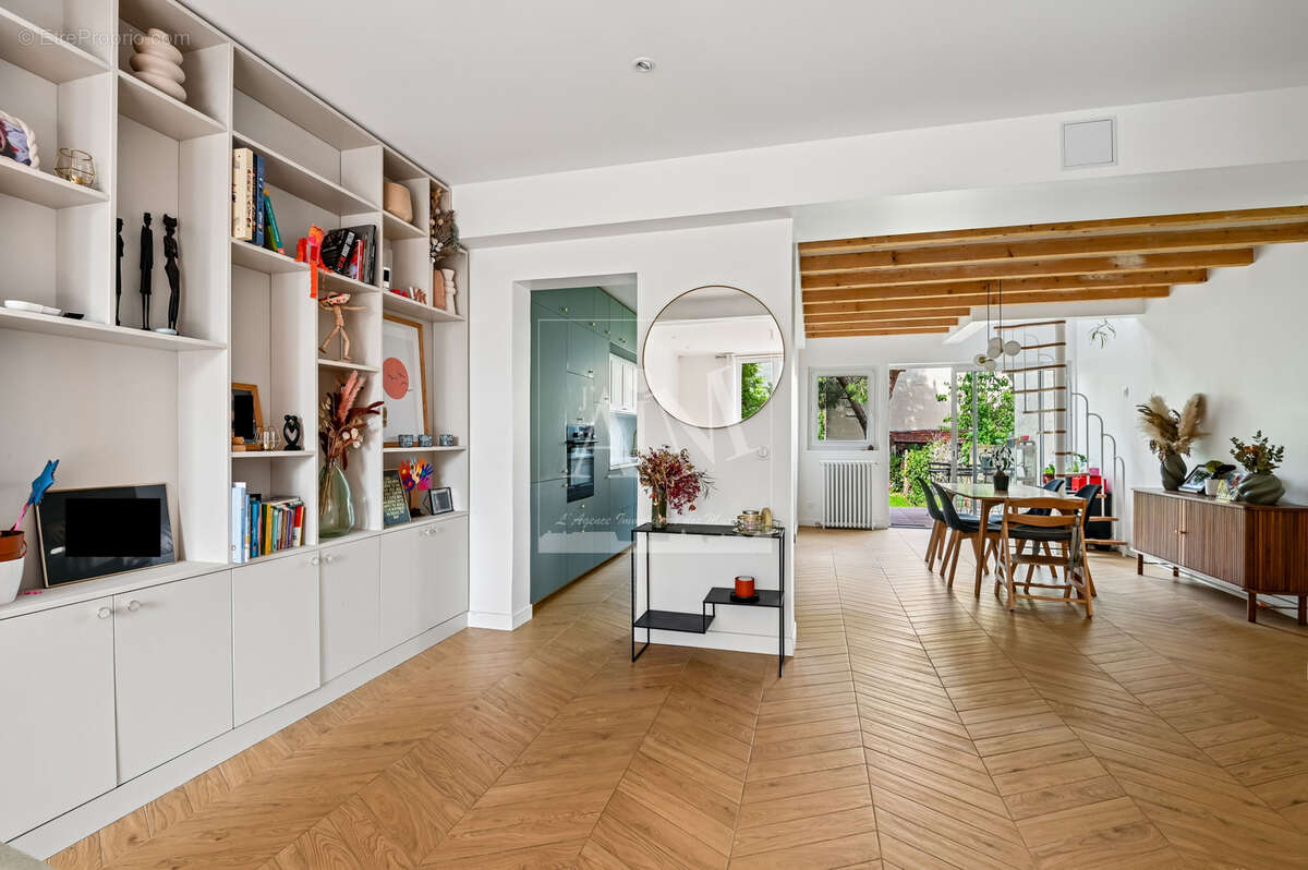 Maison à NANTERRE