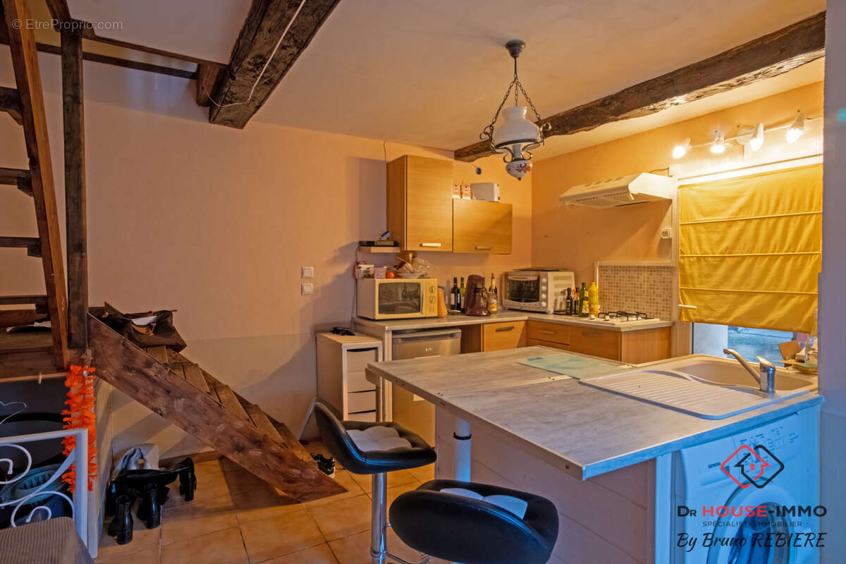 Appartement à SAVIGNAC-LES-EGLISES