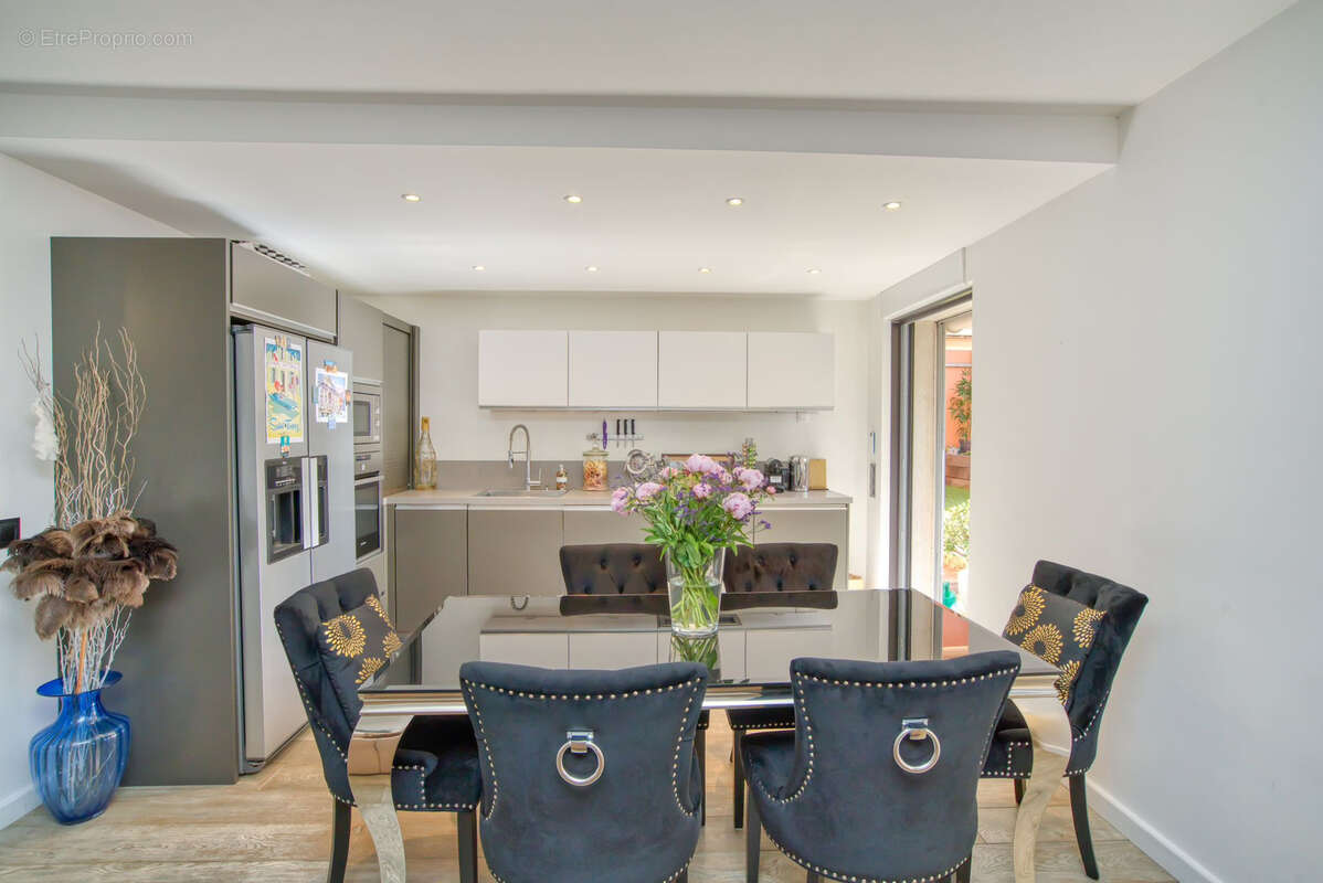 Appartement à SAINT-TROPEZ