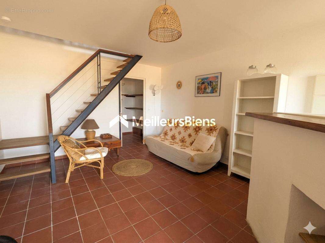 Appartement à LE MOULE