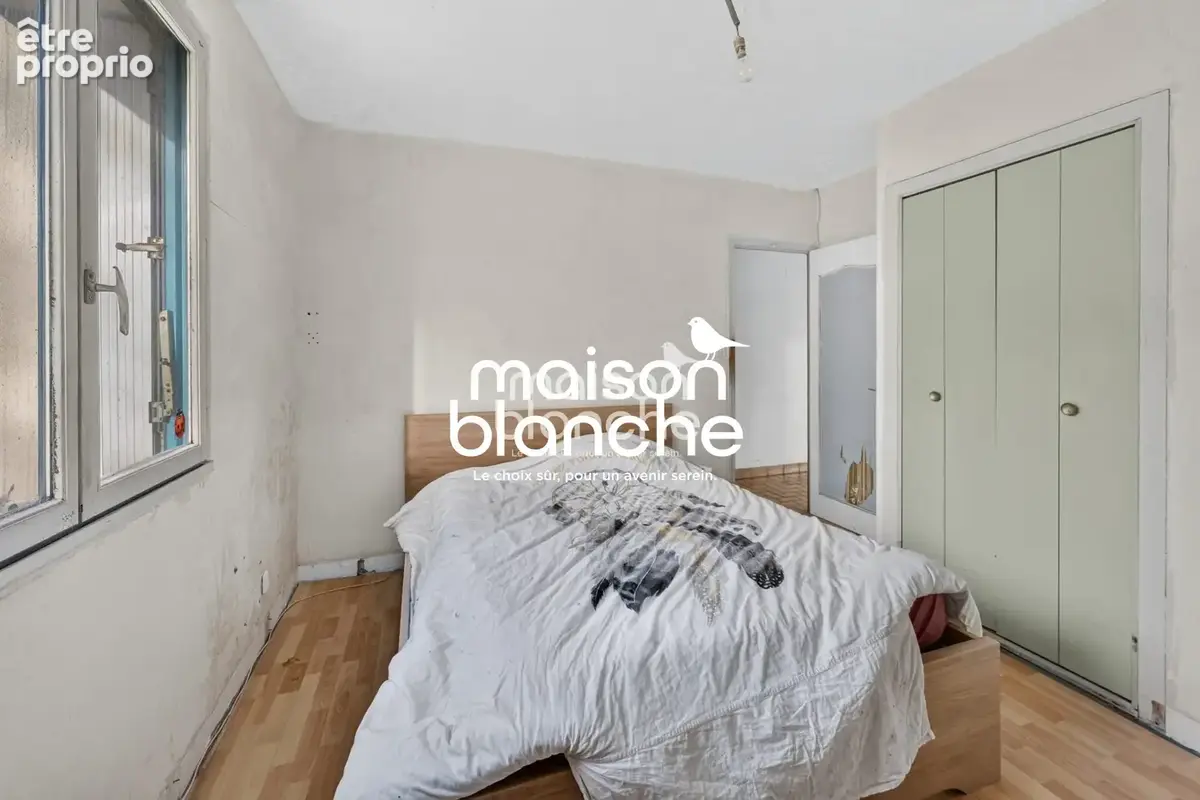 Maison 3 pièces 86 m² à vendre à Saint-Georges-De-Noisne (79400) - photo 5