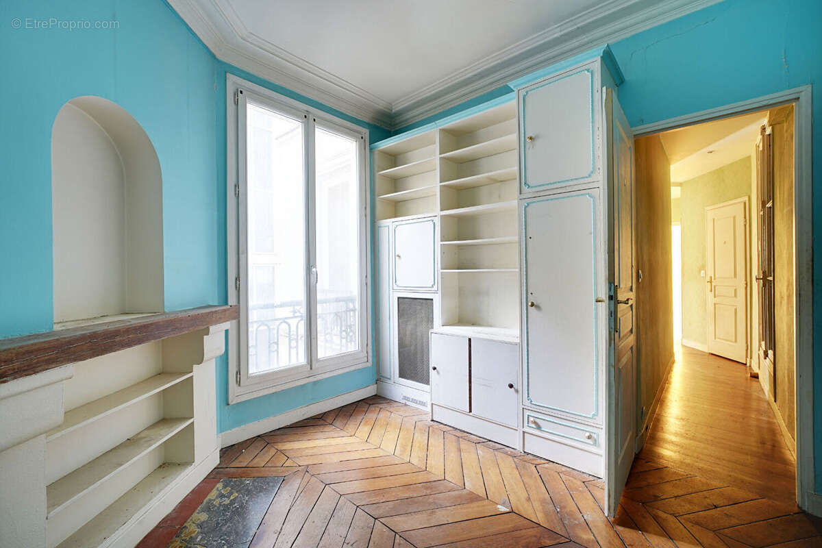 Appartement à PARIS-10E