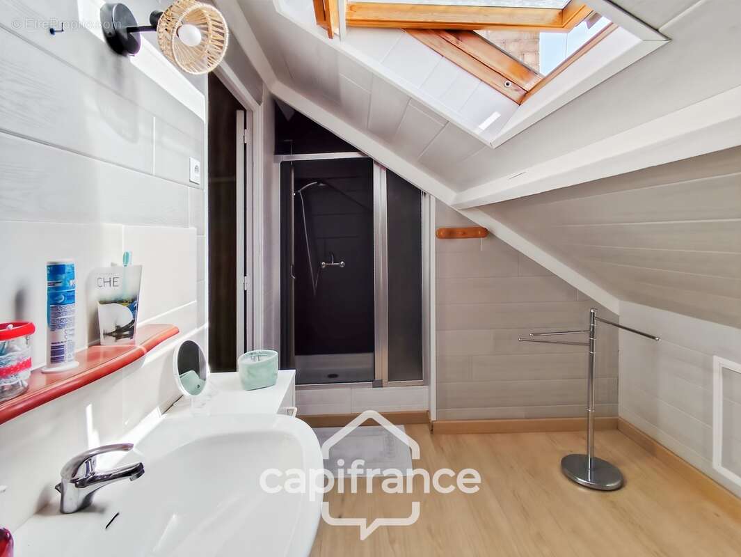 Maison à vendre 5 pièces BESSE SUR BRAYE (72)  -  Terrain 527 m²  - - photo 19