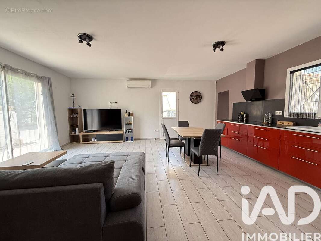Photo 2 - Maison à CABASSE