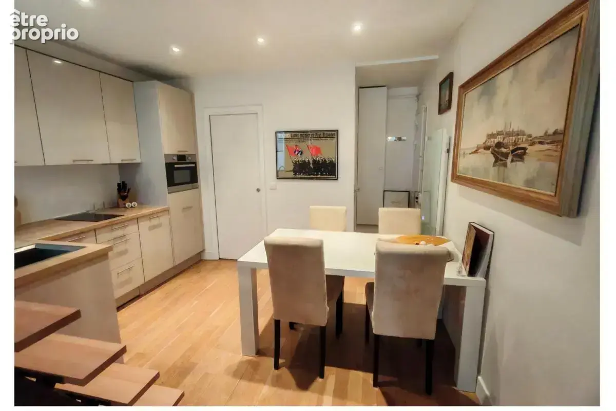Paris 6e – Rue de Sèvres – Duplex de charme au dernier étage - photo 13