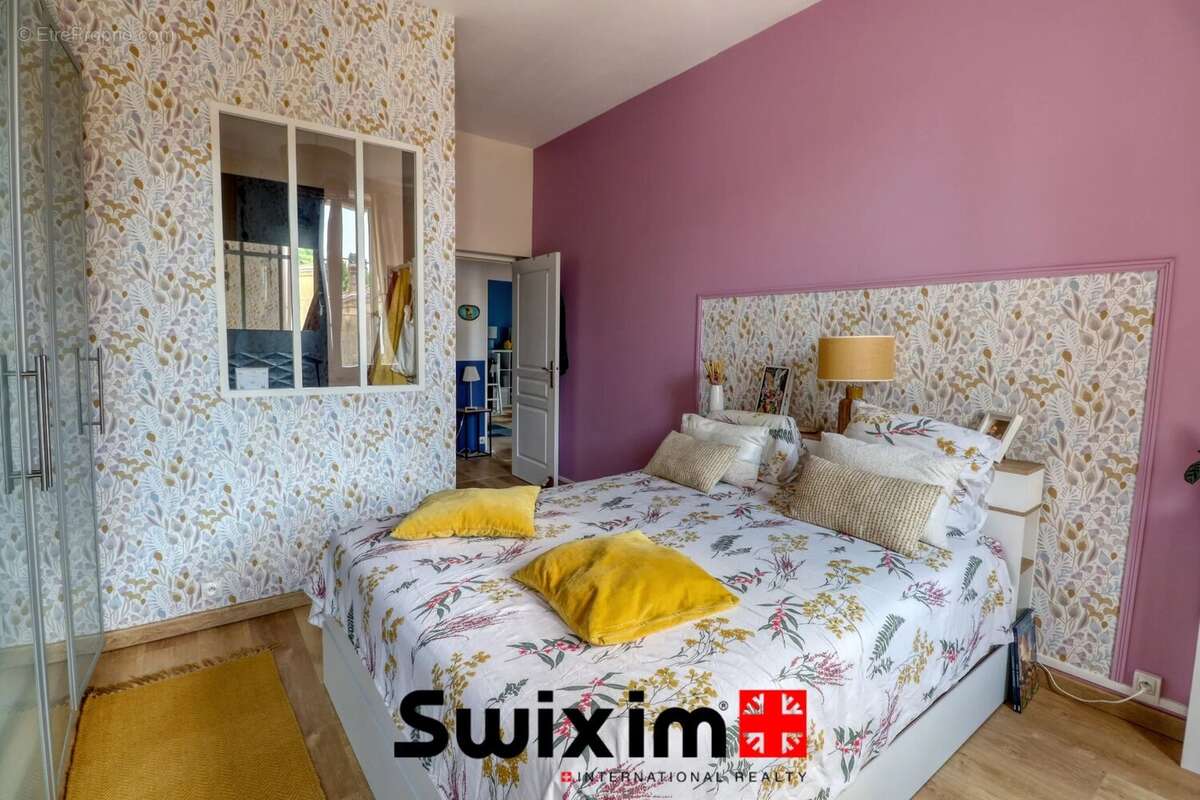 Maison en pierre 146m² - 4 chambres - Castelnau-de-Médoc - photo 3
