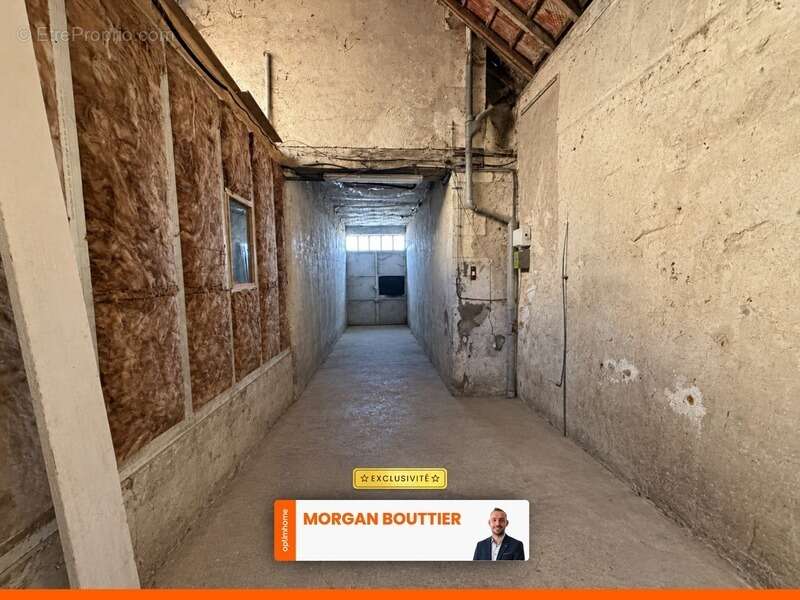 Maison à HOMMES