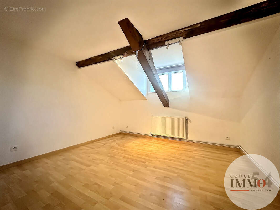Appartement à JEZAINVILLE