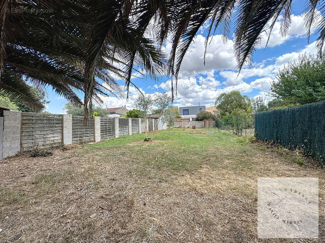 A vendre - maison a etage avec jardin et garage begles - photo 17
