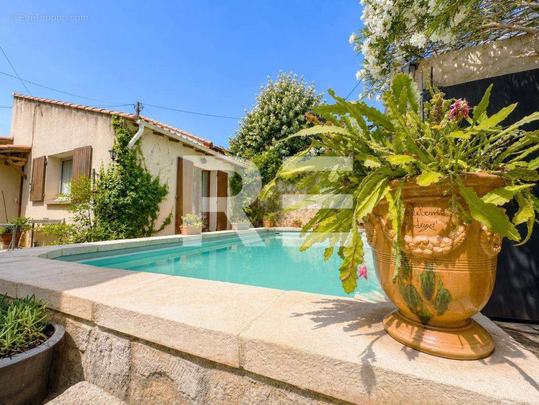Maison à NIMES