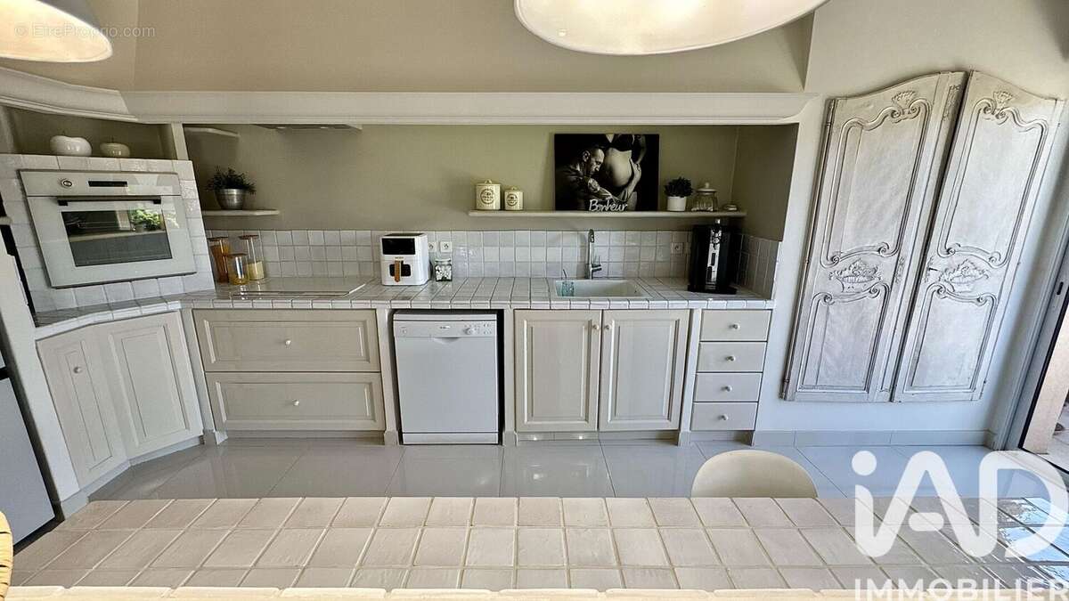 Photo 3 - Appartement à L'ISLE-SUR-LA-SORGUE
