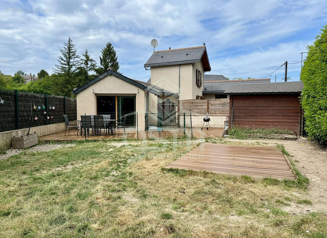 Maison à MONTS