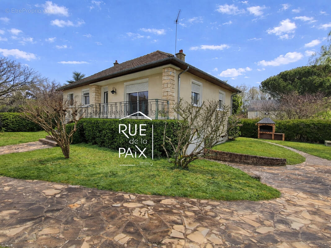 Maison à CHATELLERAULT