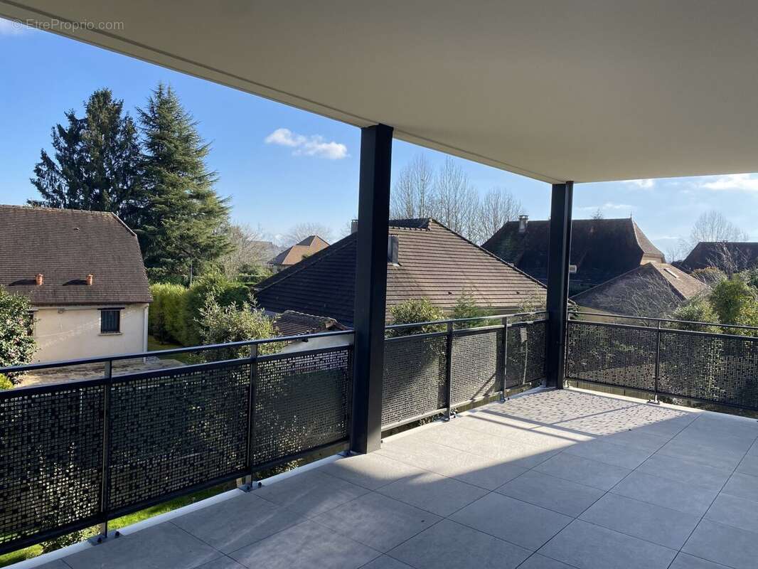 Appartement à BIZANOS