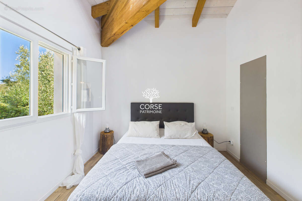 Maison à BONIFACIO