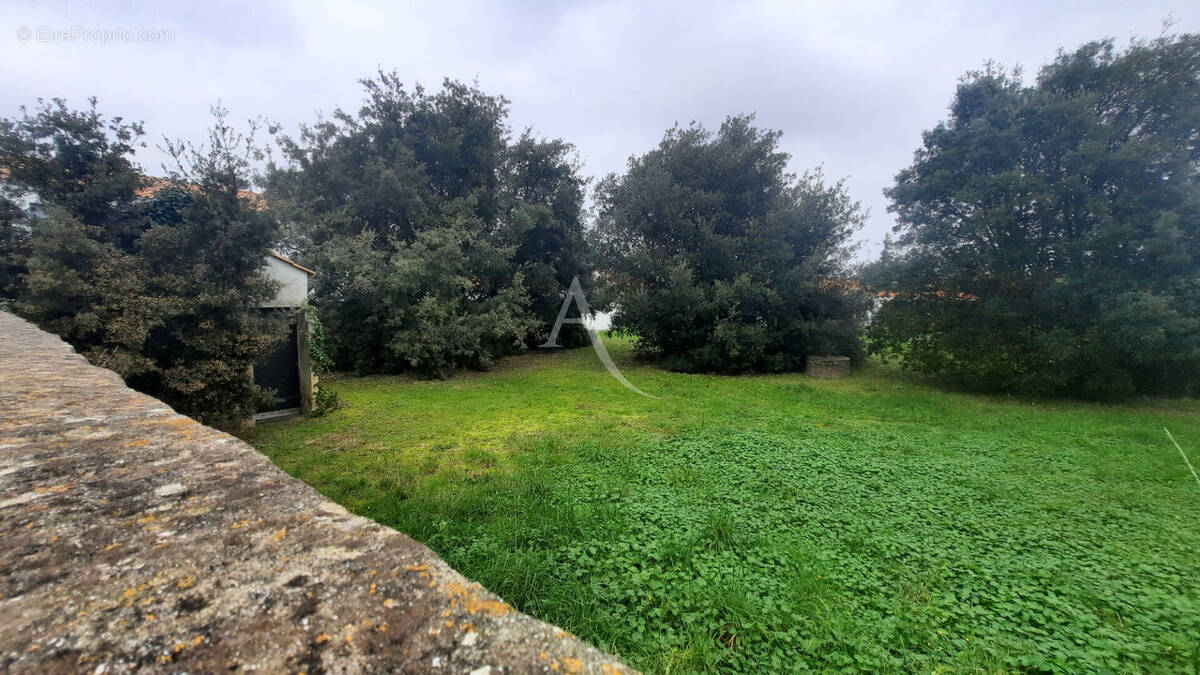 Terrain à LA GUERINIERE