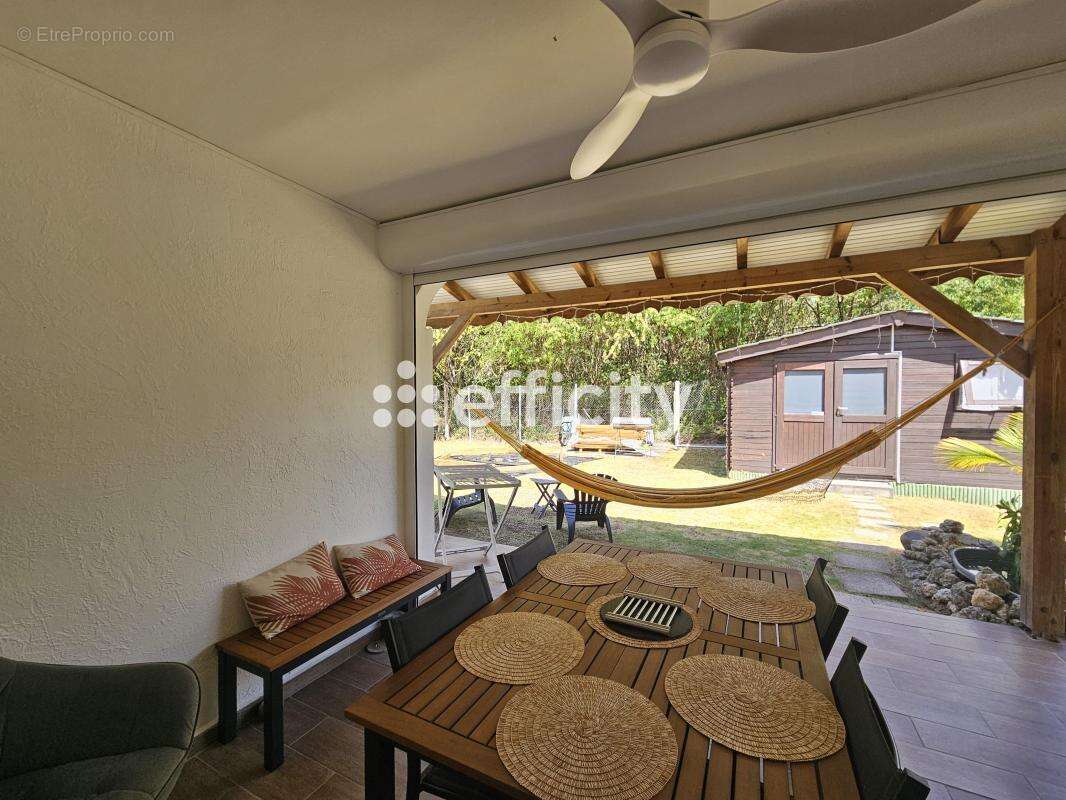 Appartement à LE GOSIER