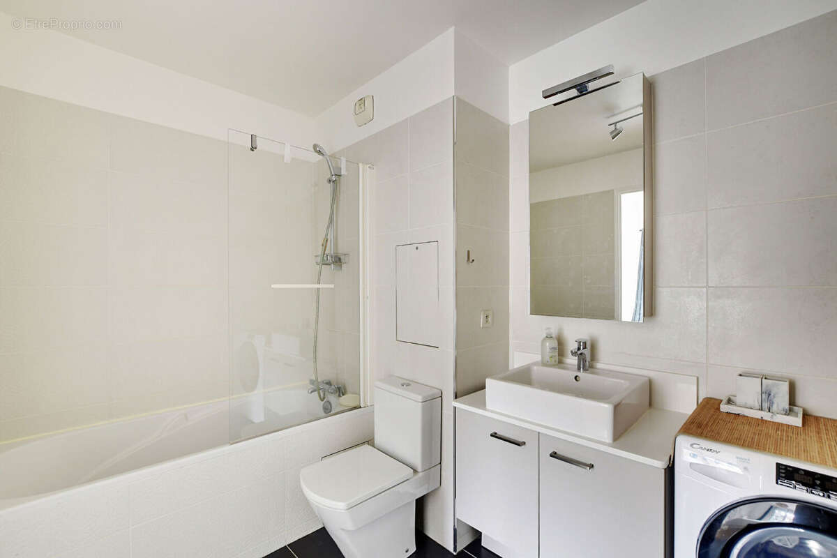 Appartement à PARIS-19E