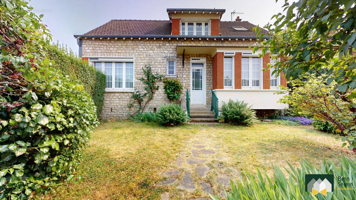 Maison à MAINVILLIERS