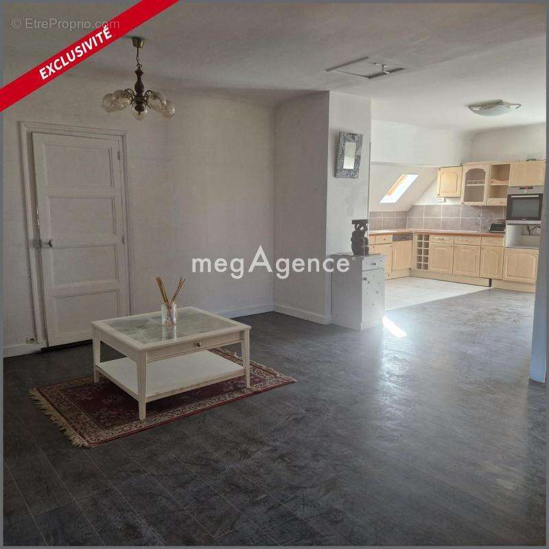 Maison à SAINT-CLAIR-DU-RHONE