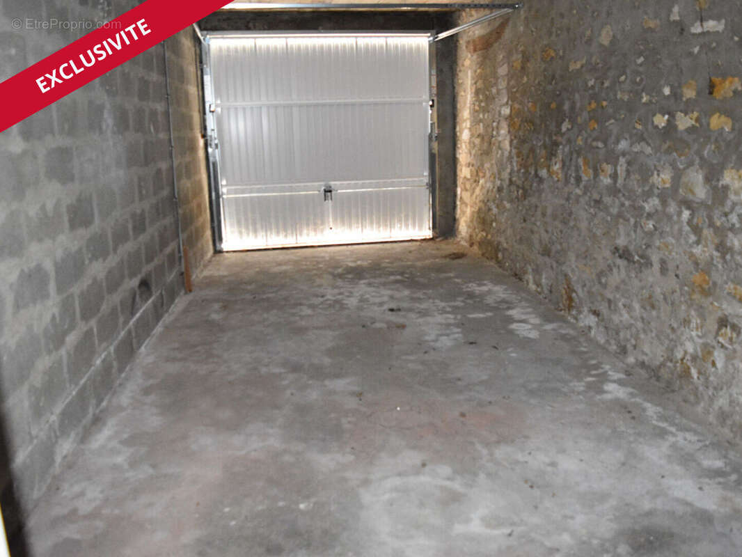 Maison à SAINT-PIERRE-D&#039;EXIDEUIL