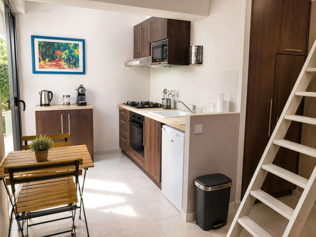 Studio avec terrasse  meublé tout équipé déjà loué - photo 3