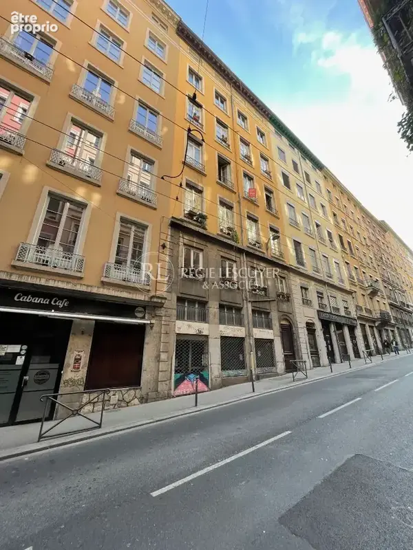 Commerce à LYON-1E