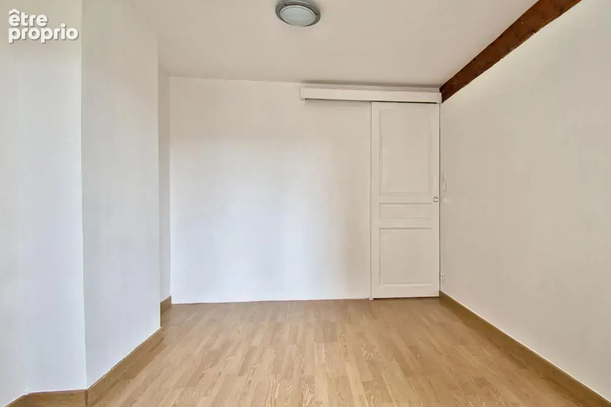 maison de ville à Thieux (77230) complètement rénovée - photo 8