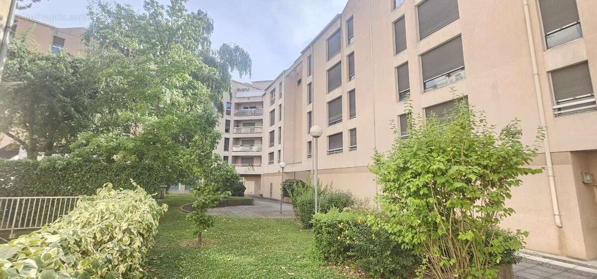 Appartement à LYON-3E