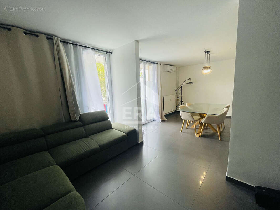 Appartement à PORT-DE-BOUC