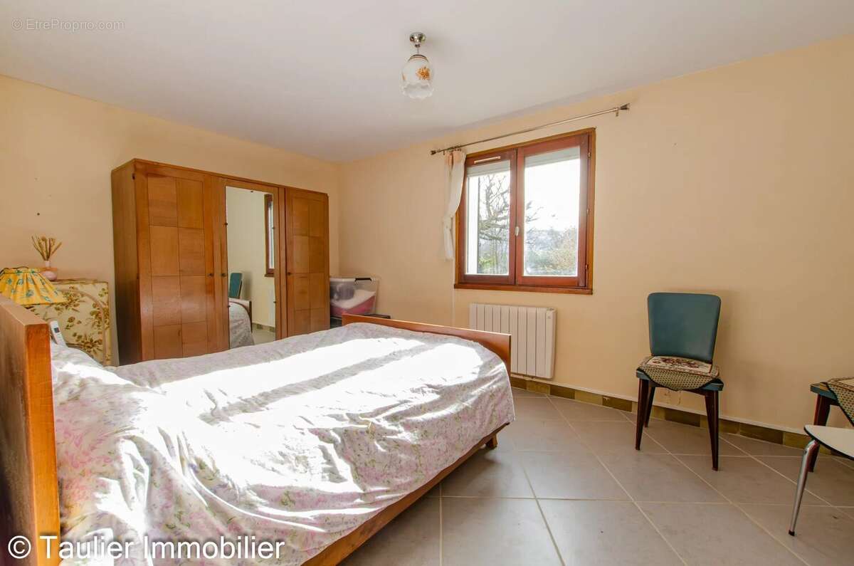 Maison à SAINT-VERAND