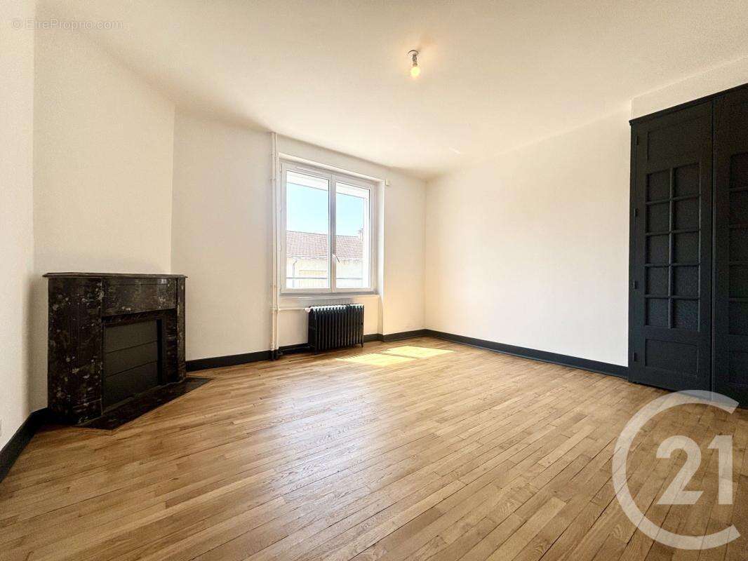 Maison 125 m² à Panazol  - photo 3