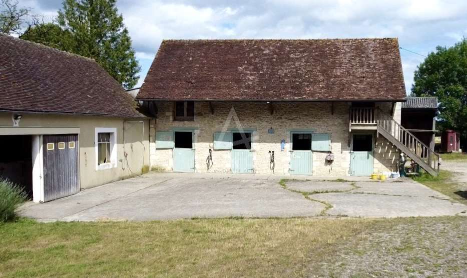 Maison à LE PIN-AU-HARAS