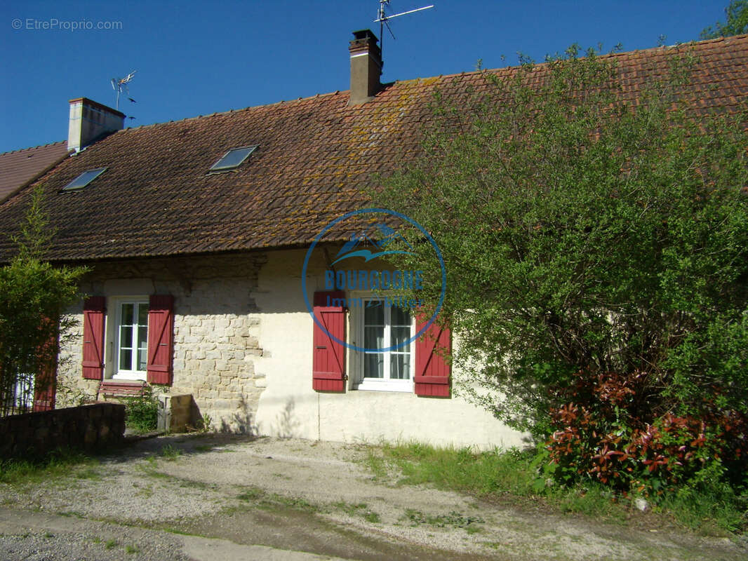 Maison à EPERVANS